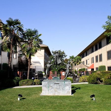 University Square Hotel Fresno Kültér fotó
